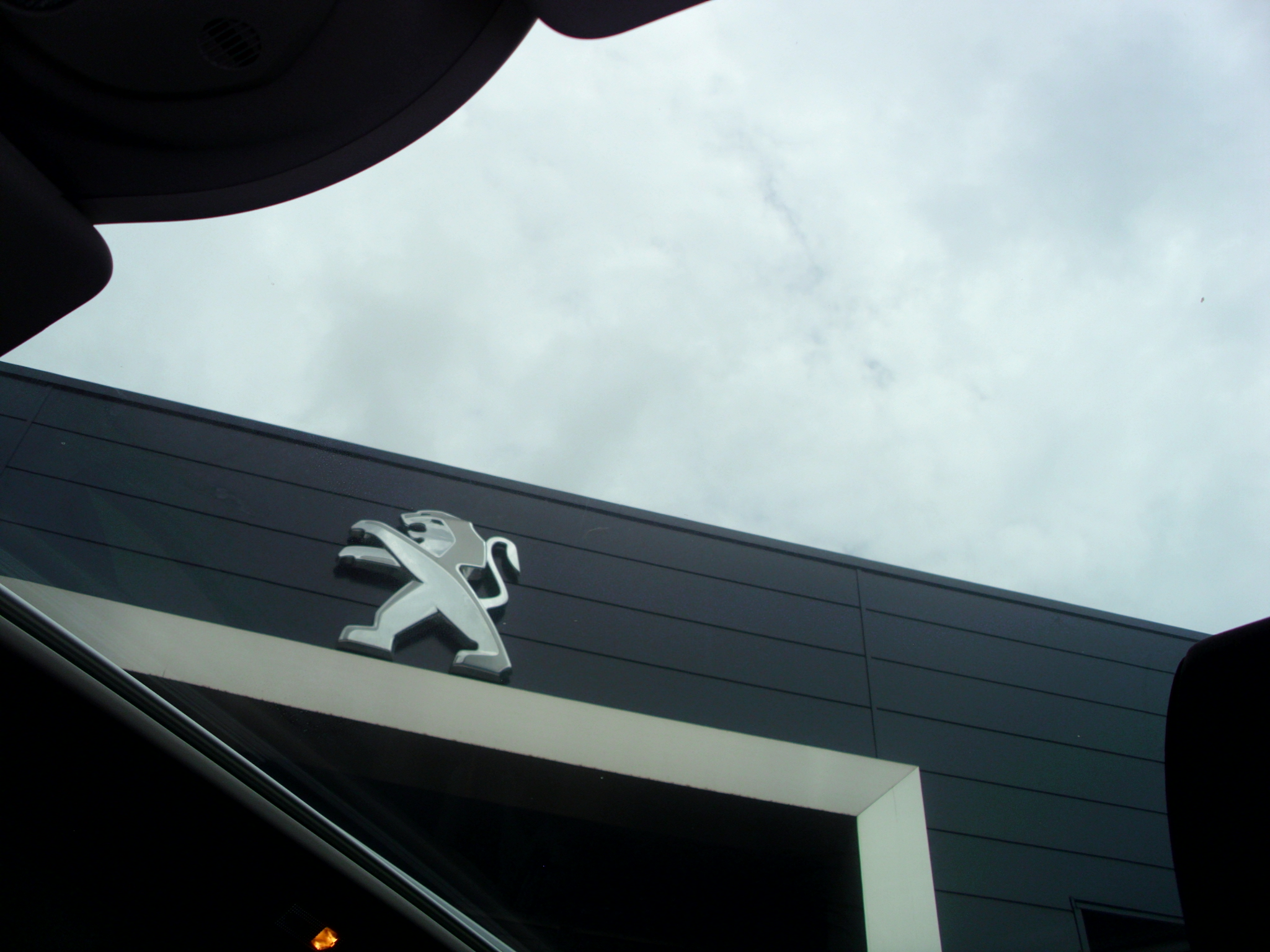 ご家族で！ご友人同士で！夏のドライブを★