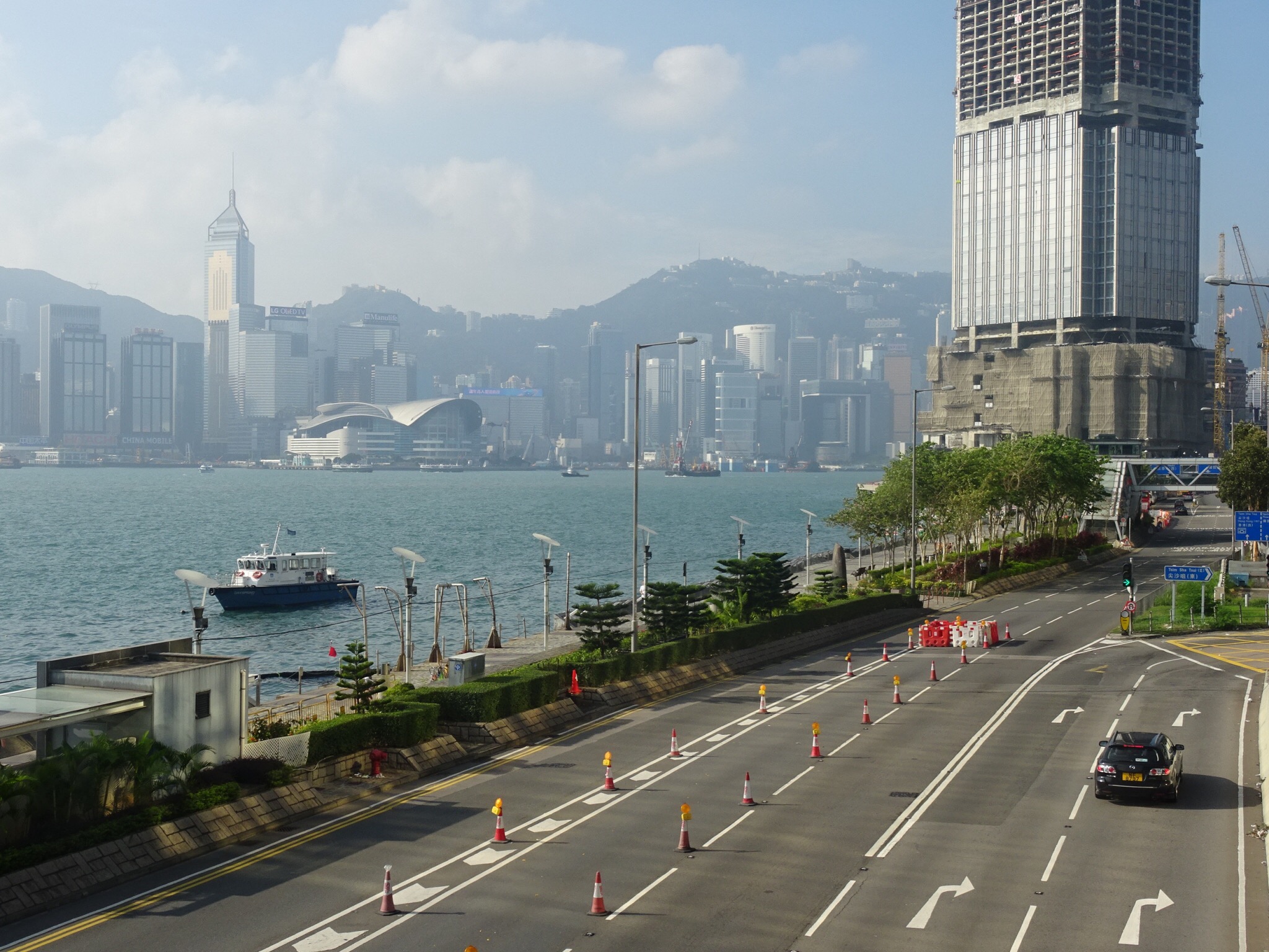 本日、香港編