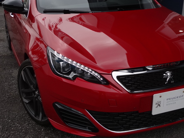 " 270ps by Peugeot Sport  "