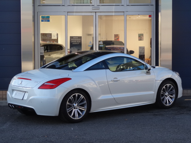 " 大人のスポーツクーペ "