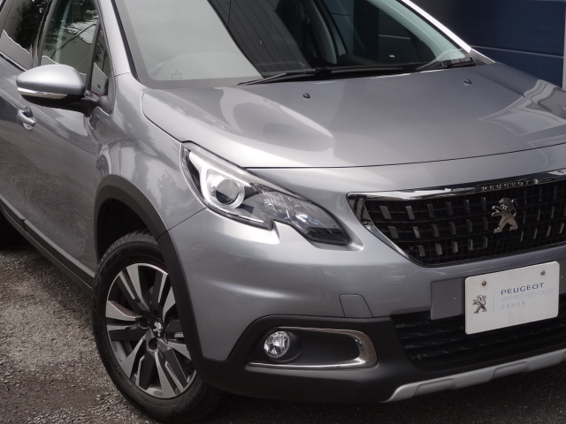 " Peugeot 2008 Allure 1.2L. EAT6 "