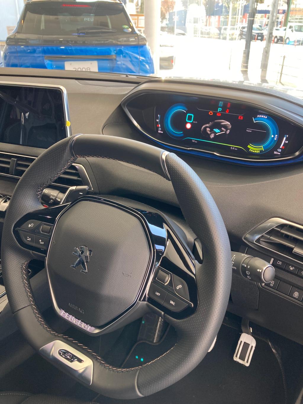 PEUGEOT 3008 GT HYBRID4