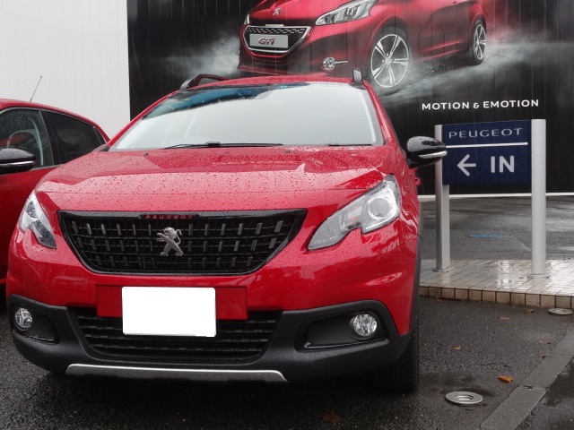 NEW PEUGEOT 2008 到着しました！